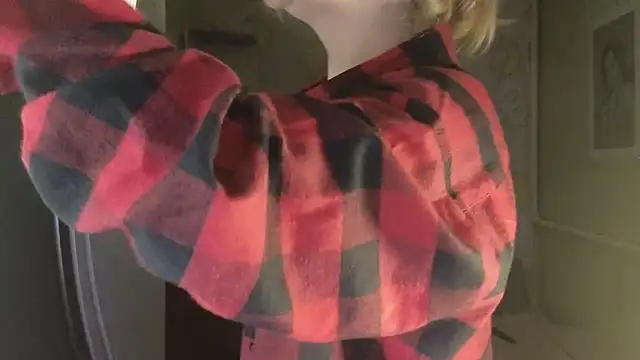 Riley Roo online show from 03/01/26, 06:08