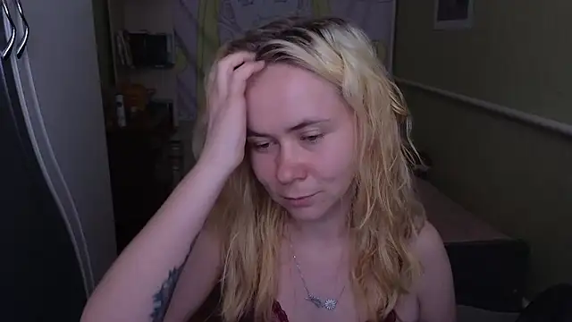 Riley Roo online show from 03/31/26, 08:49