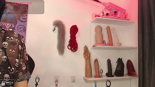 Violet-Queen online show from 03/02/25, 11:28