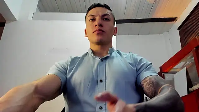 aquiles 51 online show from 10/31/25, 06:59