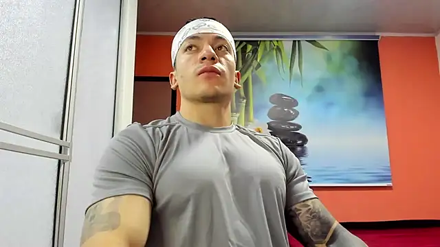 aquiles 51 online show from 02/12/26, 01:55