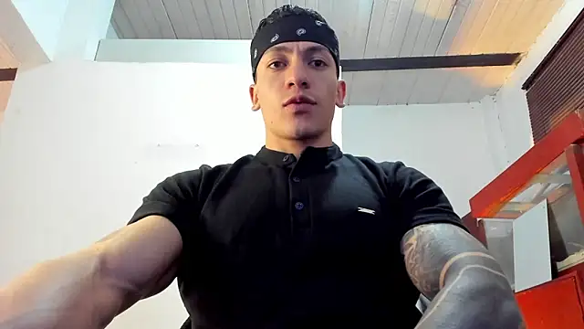 aquiles 51 online show from 10/29/25, 07:35