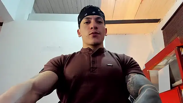 aquiles 51 online show from 10/25/25, 07:25