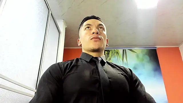 aquiles 51 online show from 04/12/26, 05:49