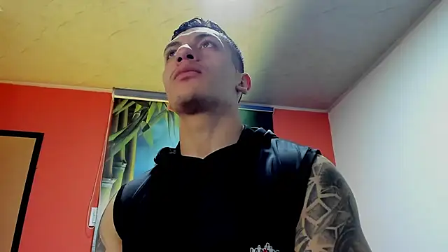 aquiles 51 online show from 11/22/25, 05:12