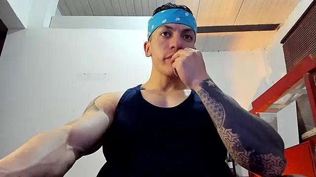 aquiles 51 online show from 11/12/25, 08:45