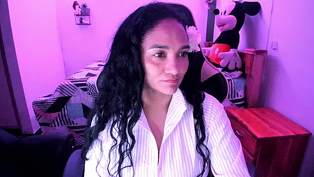 rayza mature 154 online show from 05/06/26, 11:20