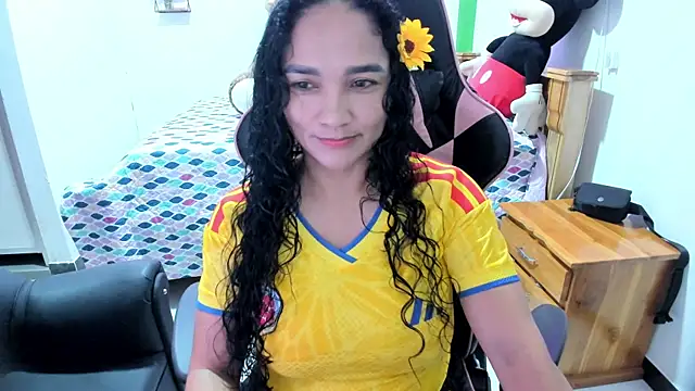 rayza mature 154 online show from 06/07/26, 06:35