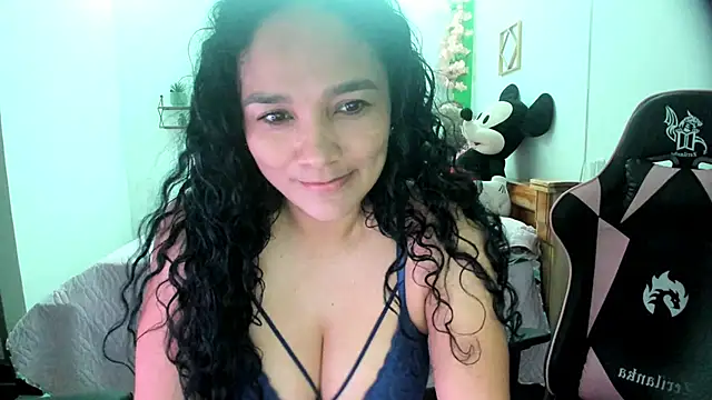 rayza mature 154 online show from 10/10/25, 11:49