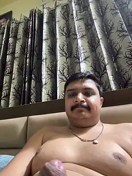 Snapshot of Parth-26 chatting on 05/19/26, 05:42 Parth-26 online show from 05/19/26, 05:42