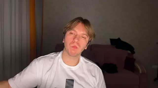 kiopiggy online show from 12/19/25, 05:26