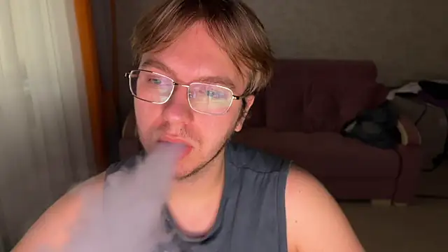 kiopiggy online show from 12/04/25, 07:07