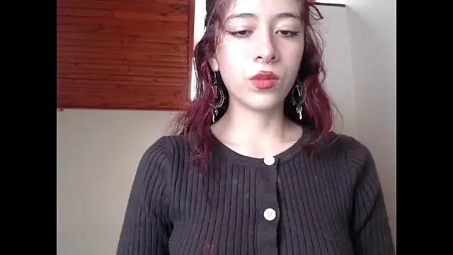 Snapshot of SuzzyyM chatting on 02/26/25, 02:49 SuzzyyM online show from 02/26/25, 02:49