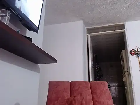 SuzzyyM online show from 01/09/26, 10:39