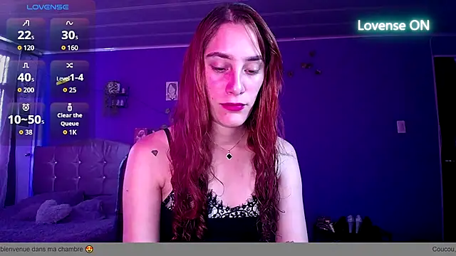 IsaBaileys  online show from 09/20/25, 09:31