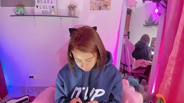 saralolo420 online show from 11/12/25, 02:59