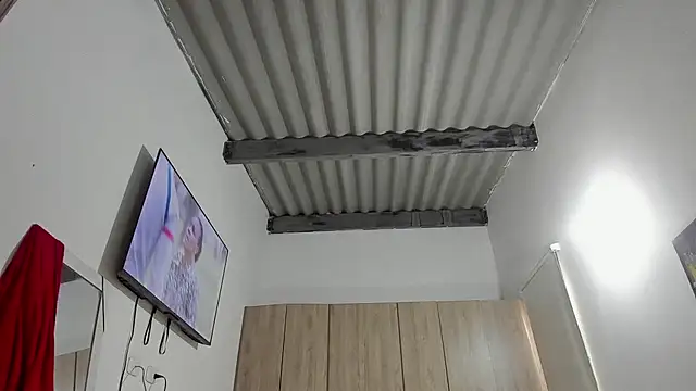 saralolo420 online show from 06/02/26, 09:59