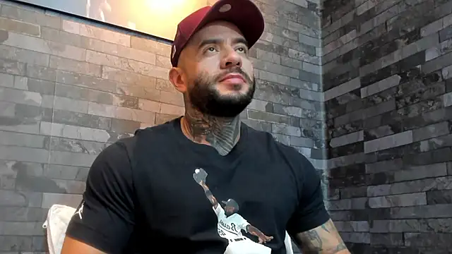 BruceDallas online show from 01/13/26, 02:37