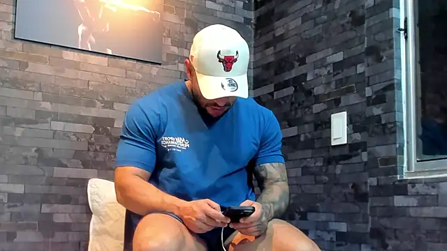 BruceDallas online show from 02/06/26, 04:08