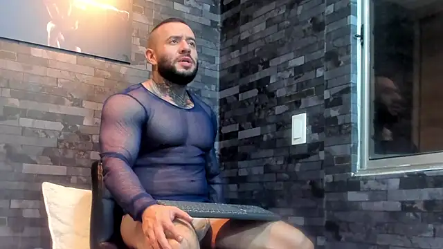 BruceDallas online show from 04/13/26, 02:04