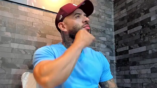 BruceDallas online show from 01/09/26, 03:24