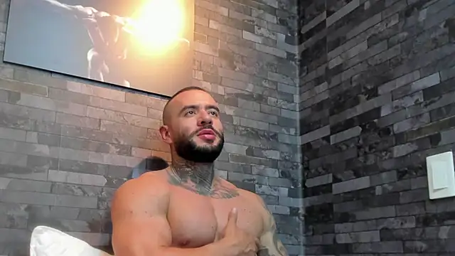 BruceDallas online show from 12/15/25, 01:00