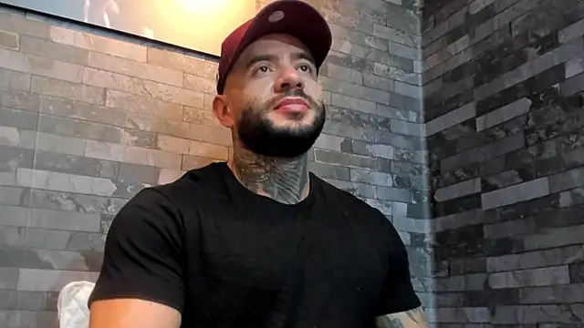 BruceDallas online show from 01/11/26, 02:07