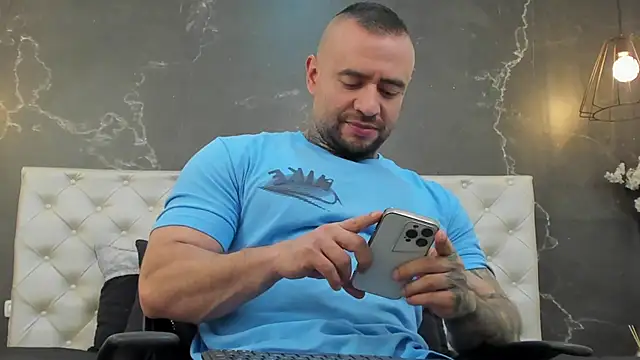 Snapshot of BruceDallas chatting on 03/08/25, 12:55 BruceDallas online show from 03/08/25, 12:55