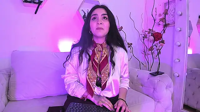 emily amaya online show from 03/09/26, 07:39