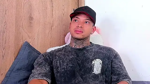 Stiven collins online show from 11/29/25, 10:26