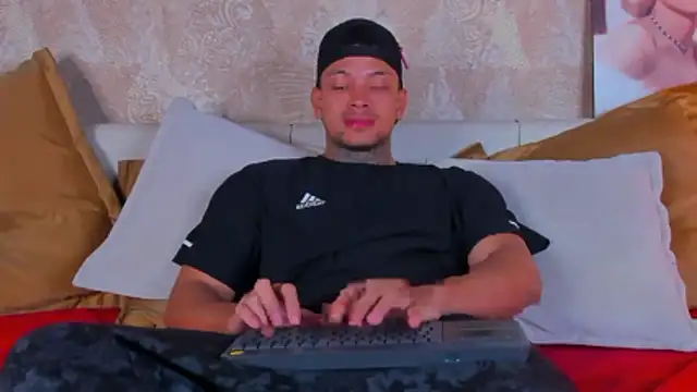 Stiven collins online show from 02/15/26, 02:38