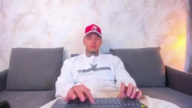 Stiven collins online show from 02/05/26, 09:32