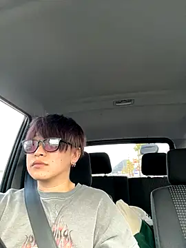 114514hlove online show from 11/20/25, 06:14
