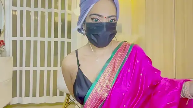 Monalisadon018 online show from 04/01/26, 07:11