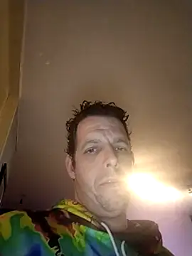 Snapshot of Knuffelstaaf123 chatting on 03/19/25, 12:15 Knuffelstaaf123 online show from 03/19/25, 12:15