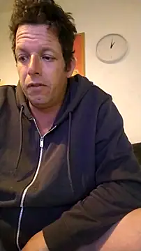 Knuffelstaaf123 online show from 04/20/26, 01:13