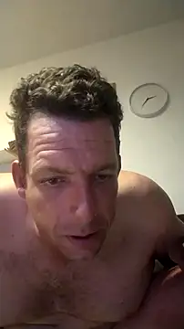 Snapshot of Knuffelstaaf123 chatting on 10/05/25, 12:34 Knuffelstaaf123 online show from 10/05/25, 12:34