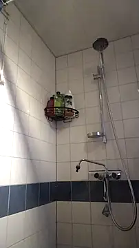 Snapshot of Knuffelstaaf123 chatting on 09/21/25, 06:02 Knuffelstaaf123 online show from 09/21/25, 06:02