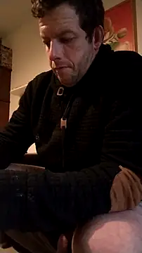 Snapshot of Knuffelstaaf123 chatting on 11/03/25, 03:59 Knuffelstaaf123 online show from 11/03/25, 03:59