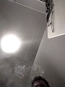 Snapshot of Knuffelstaaf123 chatting on 11/10/25, 05:40 Knuffelstaaf123 online show from 11/10/25, 05:40