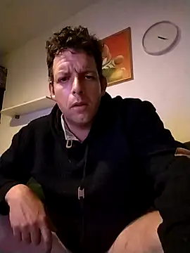 Snapshot of Knuffelstaaf123 chatting on 11/01/25, 04:34 Knuffelstaaf123 online show from 11/01/25, 04:34