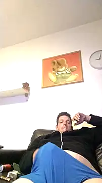 Snapshot of Knuffelstaaf123 chatting on 10/10/25, 08:42 Knuffelstaaf123 online show from 10/10/25, 08:42