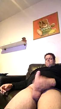 Snapshot of Knuffelstaaf123 chatting on 10/19/25, 06:43 Knuffelstaaf123 online show from 10/19/25, 06:43