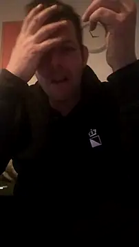 Knuffelstaaf123 online show from 02/05/26, 03:08