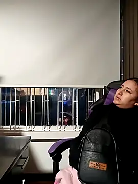 Snapshot of Cute_Penelope chatting on 11/14/25, 11:14 Cute Penelope online show from 11/14/25, 11:14