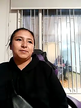 Snapshot of Cute_Penelope chatting on 10/15/25, 11:18 Cute Penelope online show from 10/15/25, 11:18