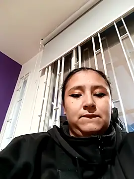 Snapshot of Cute_Penelope chatting on 10/17/25, 11:12 Cute Penelope online show from 10/17/25, 11:12