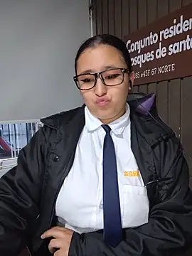 Snapshot of Cute_Penelope chatting on 06/03/26, 02:33 Cute Penelope online show from 06/03/26, 02:33