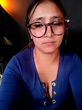 Snapshot of Cute_Penelope chatting on 03/07/25, 09:17 Cute Penelope online show from 03/07/25, 09:17