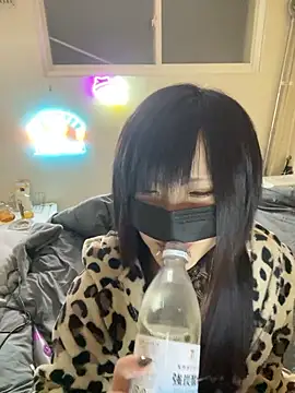 miyabi room online show from 10/29/25, 12:04